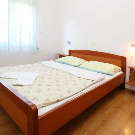 In Mit Eigenem Balkon - B59602