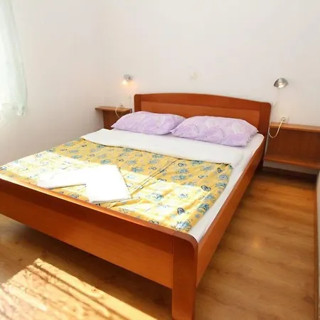 In Mit Eigenem Balkon - B59602 *
